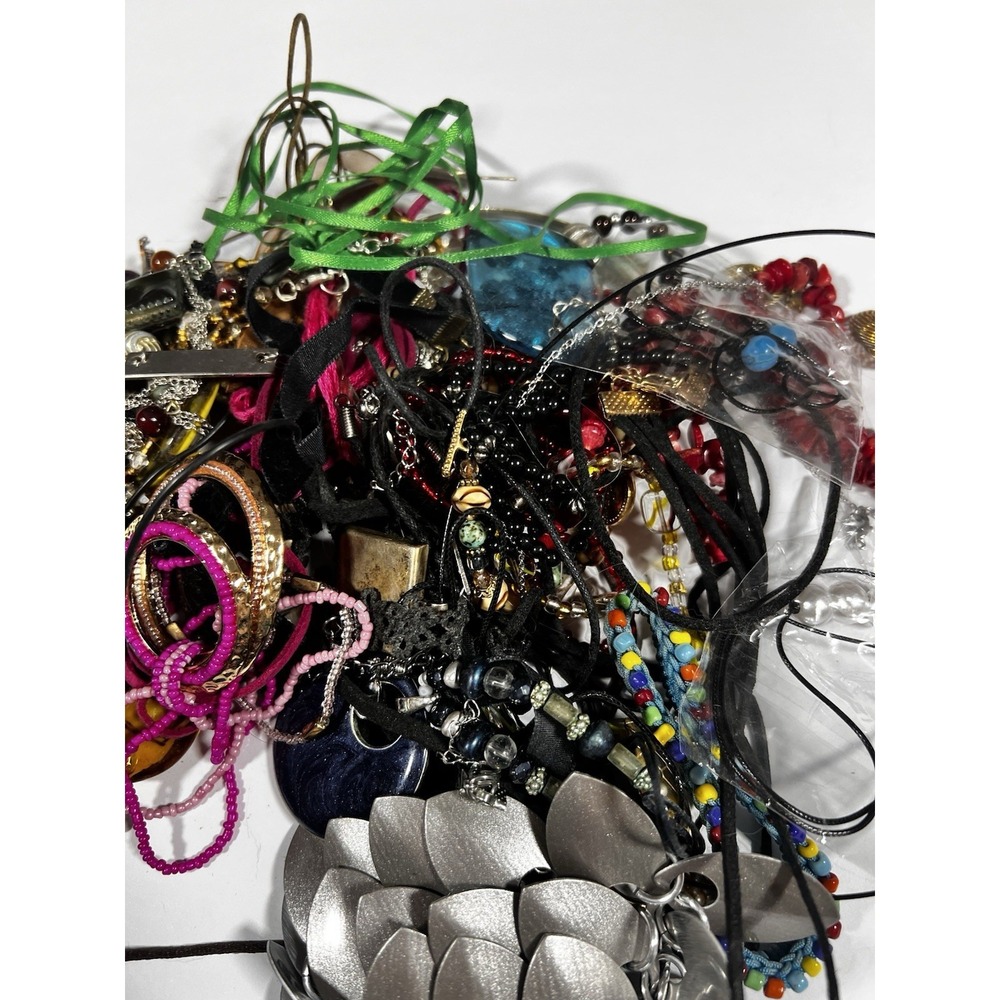 1lb BROKEN Junk Jewelry Lot Scrap Craft Repurpose Earring Necklace Bracelets
